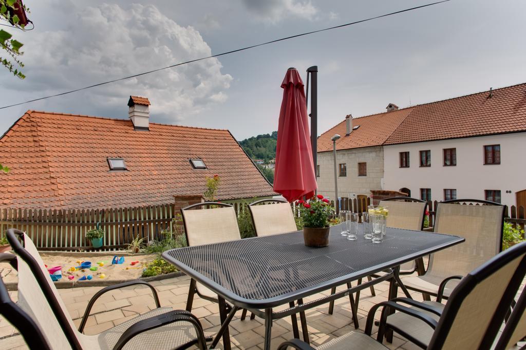 Amazing 5 Bedroom House Krumlov 82 - 4 Min Walk To Main Square Český Krumlov Esterno foto